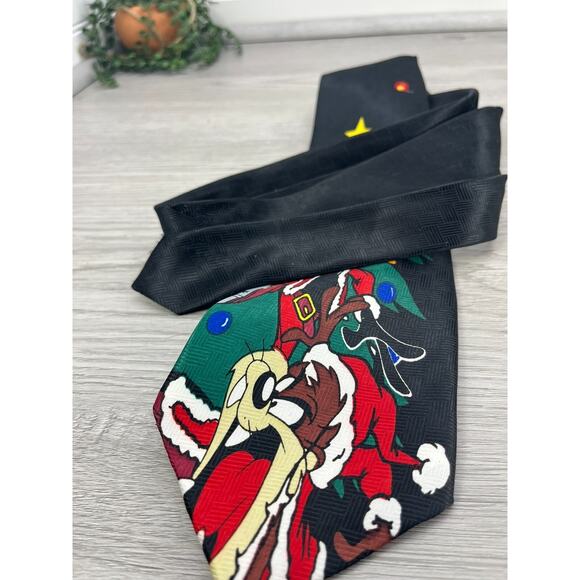 Looney Toons Christmas Tie with Tasmanian Devil Taz & Daffy Duck - Picture 2 of 9